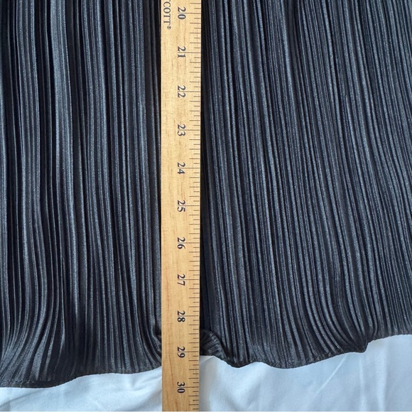 Vintage 90s Elegant Black Pleated Mini Skirt, Women’s Plus Size XXL - Picture 5 of 5